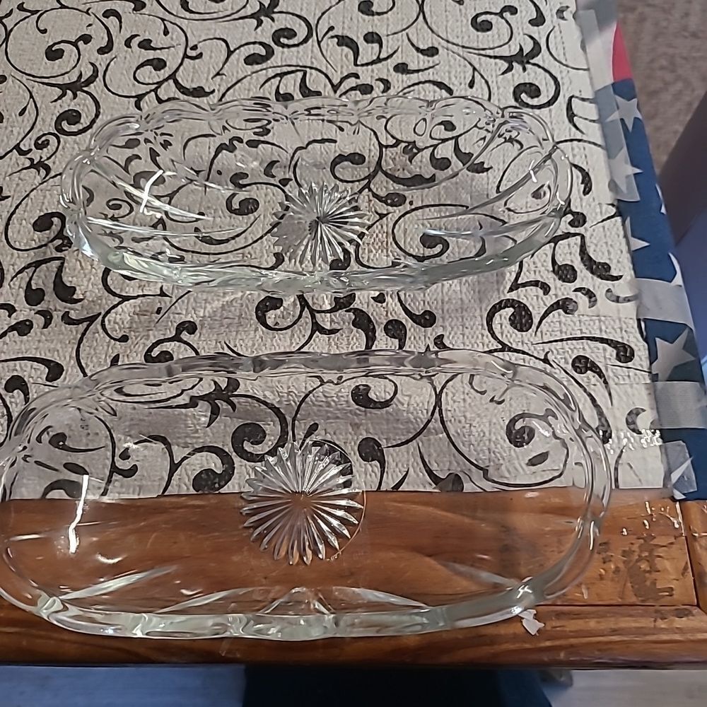 Pair of Anchor Hocking Dishes